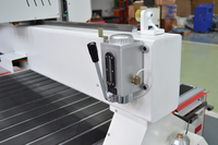 Machine de Gravure sur Bois CNC 1325 4x8 Pieds 3D, Routeur CNC pour Travail du Bois (Origine Chine)