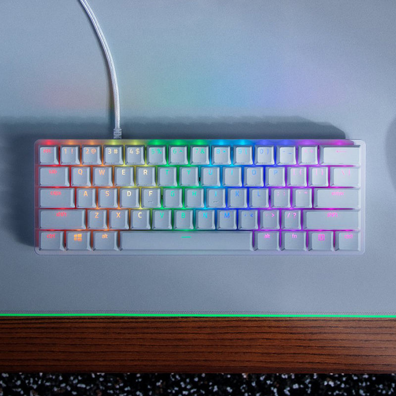 RAZER HUNTSMAN MINI 60% キーボード　赤軸　（有線） Razer Huntsman Mini 60% Wired Optical Gaming Keyboard Linear Red