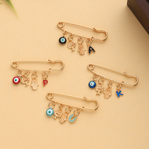 Spilla di Sicurezza in Lega Metallica Placcata Oro, Articolo di Grande Successo, con Motivi Occhio di Allah, Albero della Vita, Mano di Hamsa e Scritta, Ornamento per Abbigliamento e Risvolto - Product Image 2