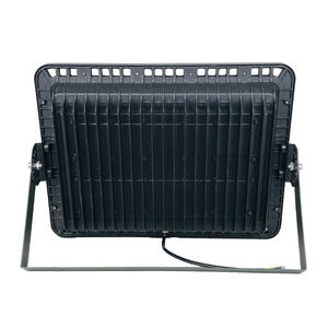 Projecteur haute puissance pour terrains de football et de tennis - Product Image 3