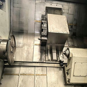 Torno horizontal manual común con bancada extendida, tosquiador fijo y tosquiador móvil para trabajos de torneado de ejes largos - Product Image 5