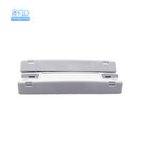 Étiquette RFID UHF industrielle anti-métal longue portée pour la gestion des actifs et le suivi des outils