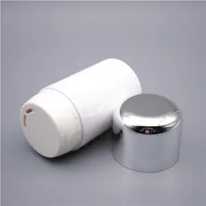 Plastic Bottle Cosmetic Loose Plastic Shaker Powder Bottle Packaging With Silver Cap