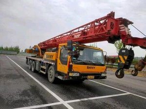 Chine <span class=keywords><strong>Grue</strong></span> de <span class=keywords><strong>camion</strong></span> d'occasion de 100 tonnes <span class=keywords><strong>Grue</strong></span> montée sur <span class=keywords><strong>camion</strong></span> - Product Image 4