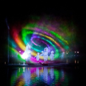 Fontaine à projection d'<span class=keywords><strong>eau</strong></span> <span class=keywords><strong>3D</strong></span> Water Faery, design résistant à l'<span class=keywords><strong>eau</strong></span> pour spectacles multimédias immersifs en extérieur sur lac - Product Image 3