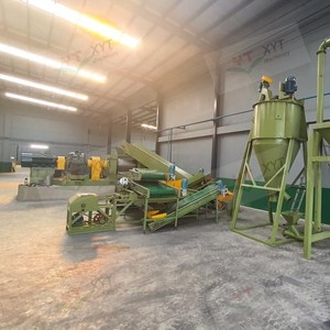 Machine de poudre de caoutchouc de recyclage de pneus usagés avec équipement de meulage de poussière de granule de caoutchouc de pneu et système de séparation de fibre de pneu - Product Image 4