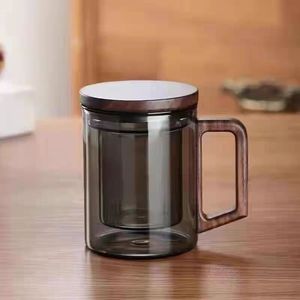 Bouteille d'eau en verre borosilicate avec logo personnalisé, infuseur à thé, couvercle et poignée en noyer, résistance aux hautes températures - Product Image 3