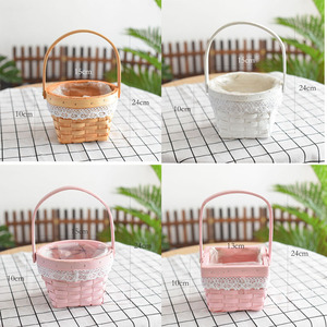 New trendy tassel hand-held flower <b>basket</b> packaging for fresh flowers, handmade rattan floral arrangement gifts, straw woven - Product Image 5
