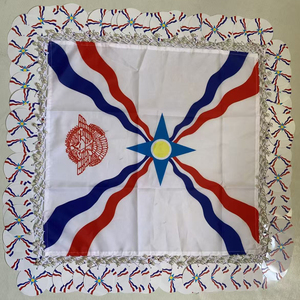 L'Ultimo Sciarpa/Stola Artigianale all'Uncinetto con Bandiera Nazionale Colorata, Paillettes e Frange, Ideale per Damigelle e Matrimoni - Product Image 6