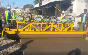 Pavé routier multifonctionnel en asphalte fabriqué en Chine finisseur d'asphalte mobile finisseur d'asphalte à haute efficacité vogel - Product Image 6