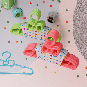 Cintres en plastique antidérapants pour vêtements d'enfants et de bébés, gain de place pour le rangement des vêtements dans le placard - Product Image 3