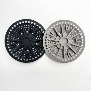 Cubierta de filtro de desagüe de silicona, trampa para el cabello anticolisión, protector de desagüe para baño, diseño minimalista, negro mate - Product Image 1