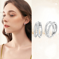 Offre Spéciale 18k Glod Boucle d'oreille huggie en argent sterling 925 avec double cerceau rond et diamant de laboratoire