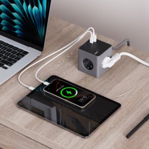 ปลั๊กพ่วงแบบใหม่ทรงลูกบาศก์ พร้อมพอร์ต USB 1 ช่อง และพอร์ต C 2 ช่อง มาตรฐาน EU รองรับ PD20W สายต่อพ่วงสำหรับชาร์จเร็ว พร้อมสวิตช์ - Product Image 2