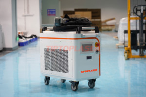 Lavadora Láser de Pulso de Fibra Móvil Industrial, Refrigerada por Agua, 200W, Limpiador de Óxido Láser Práctico, Adecuado para Limpieza de Metal <span class=keywords><strong>y</strong></span> Madera - Product Image 5