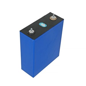 Cellule prismatique LiFePO4 304Ah 3.2V, neuve, non reconditionnée, pour applications solaires domestiques et hors réseau - Product Image 1