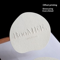 Étiquettes adhésives en papier personnalisées, gaufrées et débossées, mats, non colorées, avec logos en feuille d'or en relief, autocollants de scellage sur mesure pour