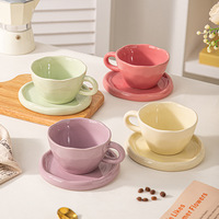 Ensemble tasse et soucoupe en céramique style crème – Cadeau de grande valeur, résistant aux hautes températures, design moderne et épuré pour mariages