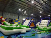 Parc aquatique gonflable Xinyue, aire de jeux flottante, toboggan, matériau PVC durable, installation facile, accessoires de réparation