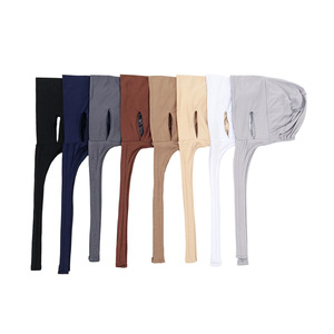 Bonnet intérieur élastique en jersey pour hijab, uni, ajustable, avec trou pour les oreilles - Product Image 3