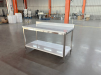 Table de travail robuste en acier inoxydable, plan de préparation pour cuisine commerciale, double étagère, station de lavage multifonctionnelle