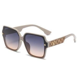 Luxury Oversized Square Sunglasses for Women UV400 Protection Designer Style <b>Eyewear</b> for Daily Party Beach Travel - Product Image 6