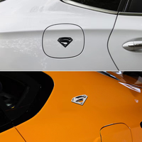 Autocollants de voiture OEM personnalisés en ABS moulés par injection, badges auto 3D électroplaqués, motifs personnalisés, couleurs imprimées, tailles et formes variées, décalcomanies pour voiture