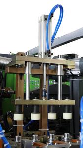 Fully Automatic Mitsubishi PLC & AirTac <b>Rotary</b> Cylinder PET Bottle Blowing <b>Machine</b> with Motor 100ml-3000ml Capacity - Product Image 5