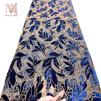 Tissu en dentelle guipure florale ajourée 100 % polyester velours soluble dans l'eau pour robe de mariée de luxe