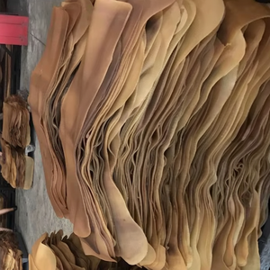 Láminas de Caucho Natural Acanaladas Ahumadas Hechas en Vietnam, Alta Calidad, Tipo RSS3, Resistentes a la Intemperie, Marca Phuc Thinh, Directamente de Vietnam - Product Image 1