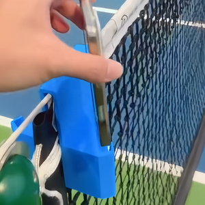 Soporte de cámara para tenis de gran venta: clip de doble perspectiva para teléfono y cámara de acción, ideal para montar en redes y vallas, perfecto para tenis y pádel. - Product Image 5
