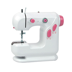 Love <span class=keywords><strong>Mom</strong></span> 306, Mini máquina de coser eléctrica para el hogar, diseño de escritorio mejorado, <span class=keywords><strong>punta</strong></span> de gancho de Metal para coser, moda cuadrada gruesa - Product Image 1
