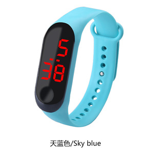 Nuovo Orologio Sportivo <span class=keywords><strong>per</strong></span> <span class=keywords><strong>Bambini</strong></span> con Display LED, Orologio da Polso alla Moda <span class=keywords><strong>per</strong></span> Ragazzi e Ragazze - Product Image 4