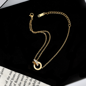 Set di Tre Anelli Trendy in Acciaio Inossidabile Placcato Oro 18K con Numeri Romani per Uso Quotidiano - Product Image 6