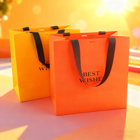 Sacs en papier d'emballage pour cadeaux de luxe, vente en gros de sacs en papier avec votre propre logo