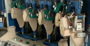 أحذية ثلج نسائية فاخرة مصنوعة يدويًا من جلد الغنم الأصلي مع بطانة صوف دافئة ومقاومة للانزلاق للخريف والشتاء - Product Image 5