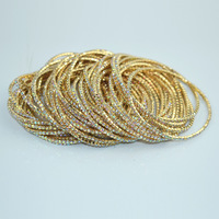 89 Designs En stock Bracelet tennis de mode pour femme, avec strass assortis et cordon élastique, style diamant