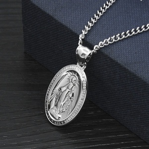 Collier chaîne religieux avec pendentif pièce d'or Vierge Marie chrétienne en acier inoxydable, directement de l'usine - Product Image 4