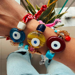 Nuevo Estilo, Pulsera de Cuentas de Alta Gama Marca HR con Múltiples Colgantes, Borla de Tela, Estilo Retro Exagerado, Unisex, para Uso Diario - Product Image 5