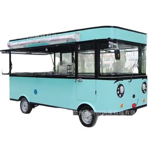 Camión de Comida Eléctrico de Cuatro Ruedas, 4.8m, Carrocería de Acero Inoxidable, con Energía Integrada, para Uso en Exteriores - Product Image 3