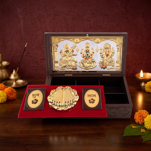 Conjunto de Charan Paduka de Acero Inoxidable Sagrado para Templo en Casa, Sala de Pooja, Altar, Hecho a Mano, para Adoración de Divinitades, Ofrendas de Boda y Cumpleaños - Product Image 4