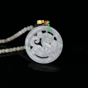 Ciondolo Qilin in Giadeite Naturale Birmana di Grado A con Collana di Perle Sfumate in Giada Hetian, Gioiello Vintage da Donna, Talismano - Product Image 5