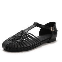 Nouvelles sandales minimalistes de luxe léger, chaussures plates élégantes et polyvalentes pour les trajets quotidiens, les sorties en plein air, les rendez-vous et les soirées