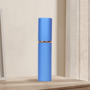 <span class=keywords><strong>Atomizador</strong></span> <span class=keywords><strong>de</strong></span> <span class=keywords><strong>Perfume</strong></span> Recargable <span class=keywords><strong>de</strong></span> Vidrio Personalizado, Envase <span class=keywords><strong>de</strong></span> Metal <span class=keywords><strong>de</strong></span> Bolsillo <span class=keywords><strong>de</strong></span> 5 ml, <span class=keywords><strong>Perfume</strong></span> <span class=keywords><strong>de</strong></span> Viaje <span class=keywords><strong>de</strong></span> Lujo ODM OEM - Product Image 2