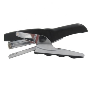 2024 nuevo <span class=keywords><strong>precio</strong></span> <span class=keywords><strong>de</strong></span> fábrica, <span class=keywords><strong>grapadora</strong></span> <span class=keywords><strong>de</strong></span> alicates clásica con mango <span class=keywords><strong>de</strong></span> ABS negro para oficina usada - Product Image 4