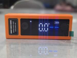 Niveau laser 2 en 1 <span class=keywords><strong>de</strong></span> haute qualité, règle <span class=keywords><strong>de</strong></span> type C, double laser, règle <span class=keywords><strong>d</strong></span>'<span class=keywords><strong>angle</strong></span>, rapporteur, inclinomètre numérique, outil <span class=keywords><strong>de</strong></span> <span class=keywords><strong>mesure</strong></span>, rapporteur - Product Image 6