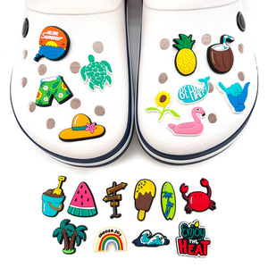 Accesorios <span class=keywords><strong>de</strong></span> Calzado al por Mayor F150: Hebilla <span class=keywords><strong>de</strong></span> <span class=keywords><strong>Goma</strong></span> Suave <span class=keywords><strong>con</strong></span> Diseño <span class=keywords><strong>de</strong></span> Ola <span class=keywords><strong>de</strong></span> Playa y Dibujos Animados, Estilo Veraniego Moderno y a la Moda - Product Image 3