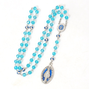 <span class=keywords><strong>Rosario</strong></span> <span class=keywords><strong>de</strong></span> <span class=keywords><strong>la</strong></span> <span class=keywords><strong>Virgen</strong></span> María en Plata Azul con Cuentas <span class=keywords><strong>de</strong></span> Cristal <span class=keywords><strong>de</strong></span> 8mm y Centro Milagroso, Rosarios Católicos para <span class=keywords><strong>la</strong></span> Oración - Product Image 3