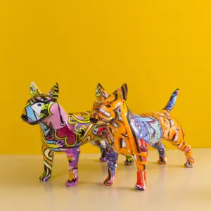 Seni Colorful Kreatif Bull Terrier Kecil Bahasa Inggris Resin Anjing Kerajinan Dekorasi Rumah Warna Modern Sederhana Kantor Desktop Kerajinan