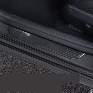 Pour <span class=keywords><strong>Mercedes</strong></span>-Benz GLS X167 Maybach : Bande de seuil de porte LED anti-rayures pour scooter - Product Image 5